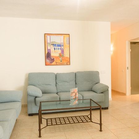 Apartamentos El Pinar Cala Llonga  Exterior foto