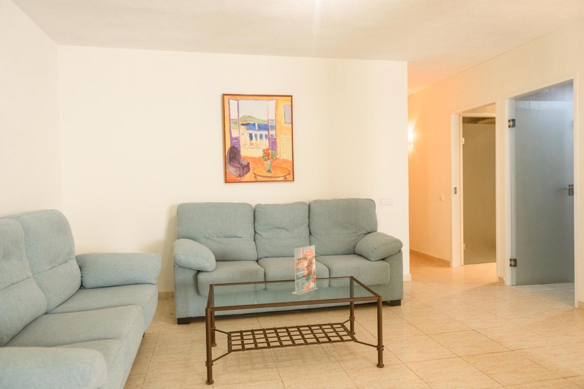 Apartamentos El Pinar Cala Llonga  Exterior foto